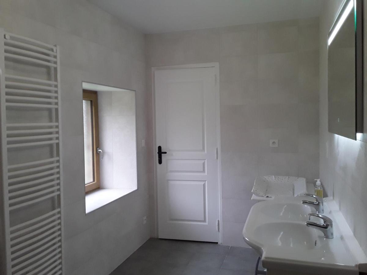 Gite De Landemeure, 10 Couchages, Acces Pmr Saint-Germain-du-Crioult Exterior foto